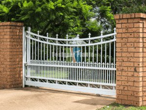 Wrought iron fence benefits