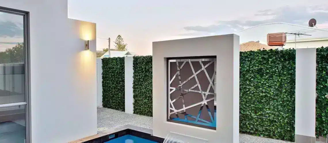 Artificial Ivy Panels View with Pool scaled qkzzprht7xaehrcgm4ds3bkcpqmr5lxd1a7nbd6ky0