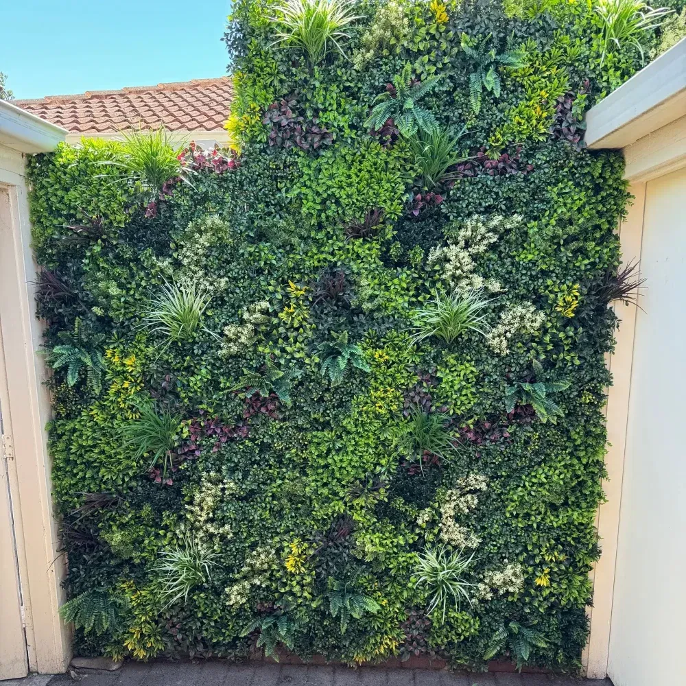 Evergreen Triptych Vertical Garden1 (1)