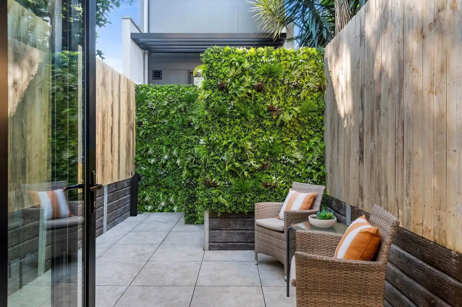 artificial vertical garden privacy wall