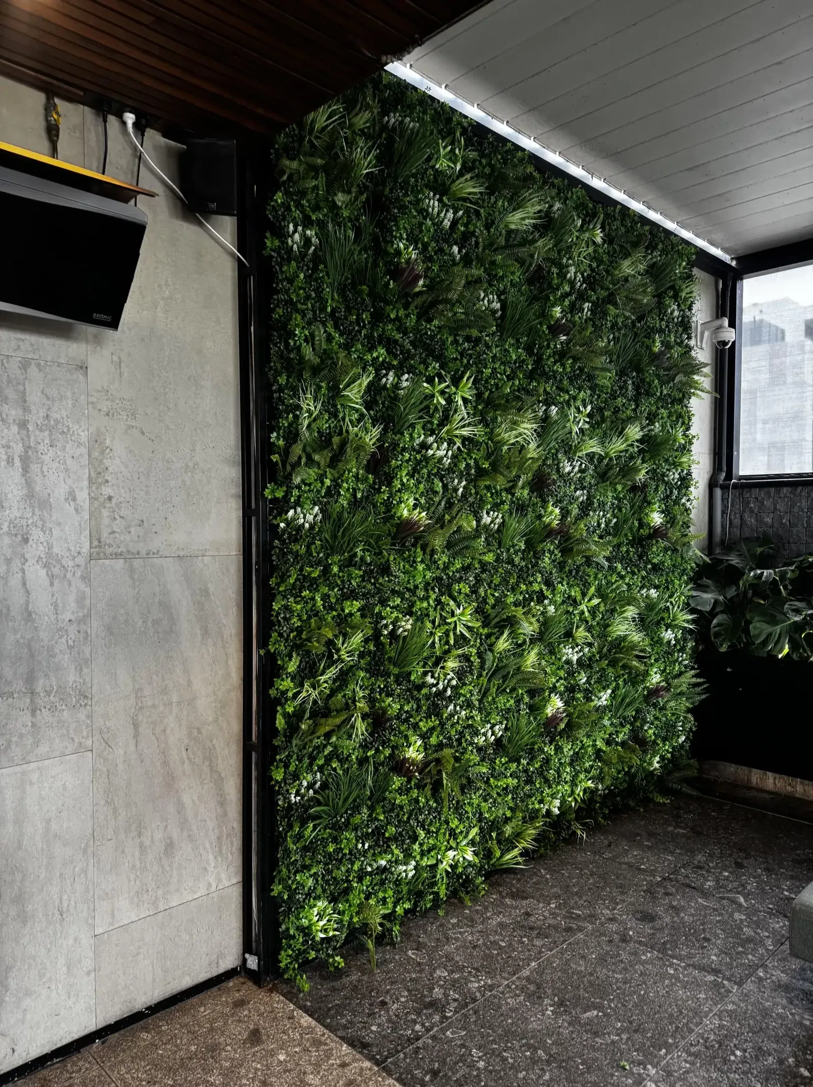 Vibrant Greenery Made Effortless with Lush Spring Panels in South Melbourne